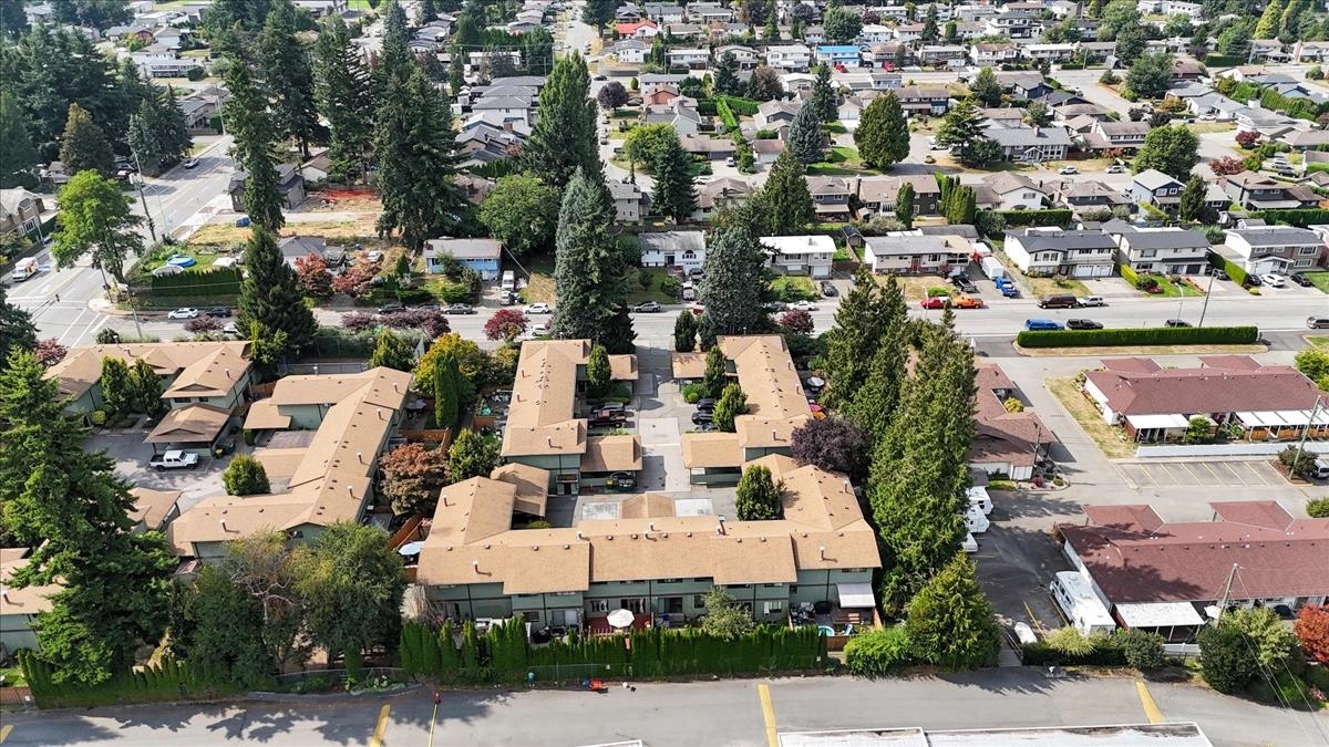 Family Room Photo of 28 2050 Gladwin Road, Abbotsford, BC