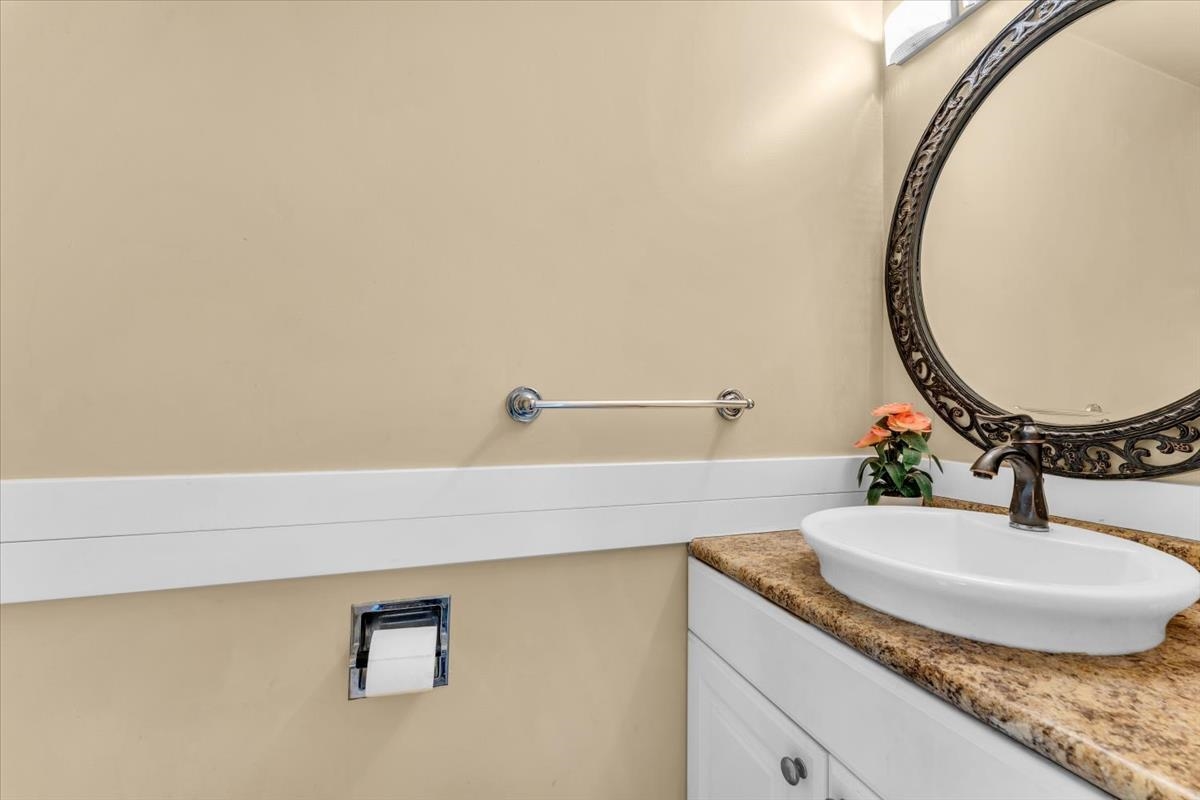 Powder Room Photo of 28 2050 Gladwin Road, Abbotsford, BC