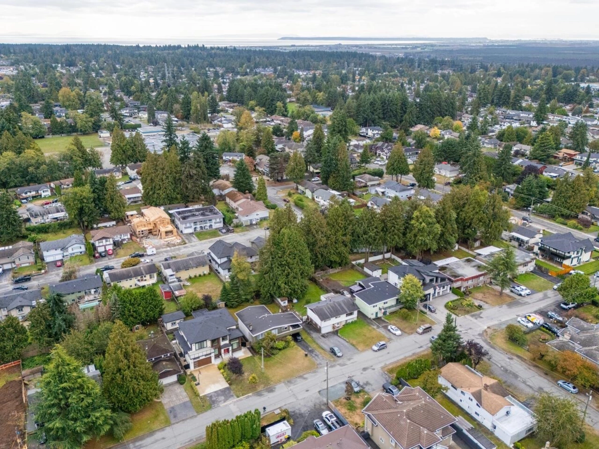 Front Yard Photo of 11872 78b Avenue, Delta, BC