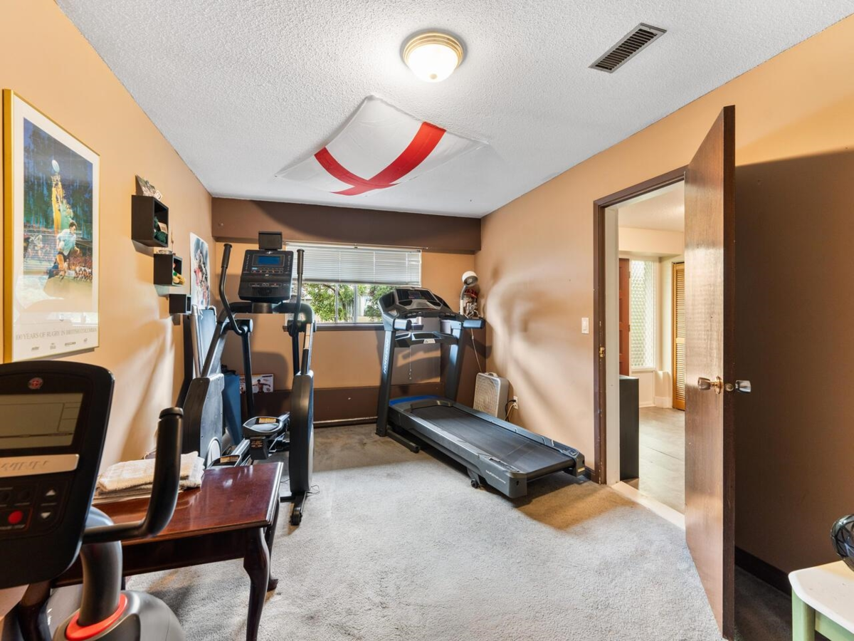 Garage Interior Photo of 11872 78b Avenue, Delta, BC