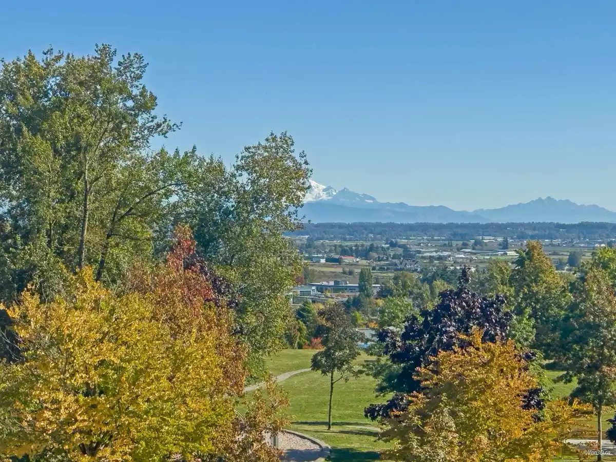 Garage Interior Photo of 5731 148b Street, Surrey, BC