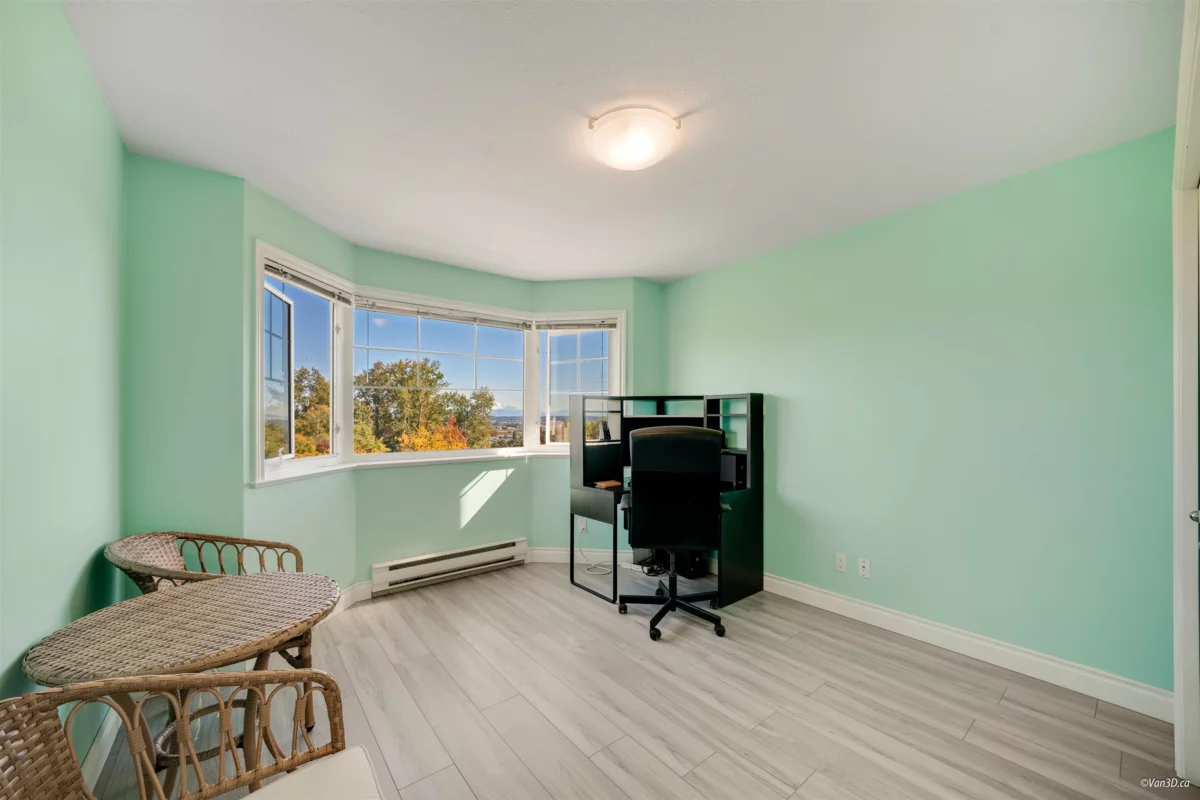 Guest Bathroom Photo of 5731 148b Street, Surrey, BC