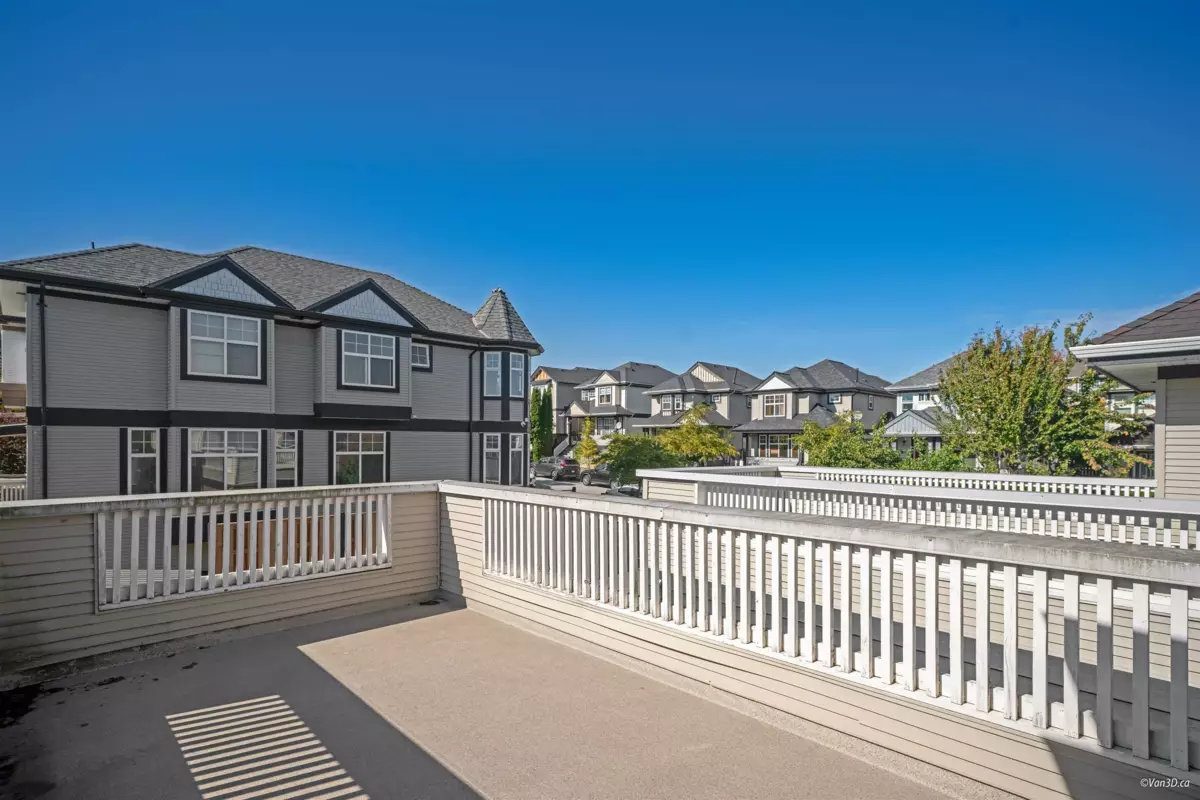 Hallway Photo of 5731 148b Street, Surrey, BC