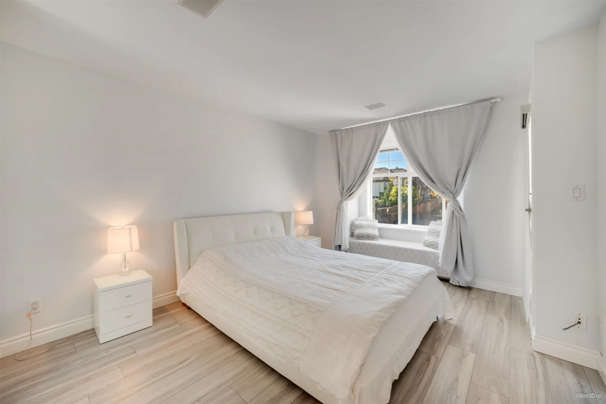 Loft / Bonus Room Photo of 5731 148b Street, Surrey, BC