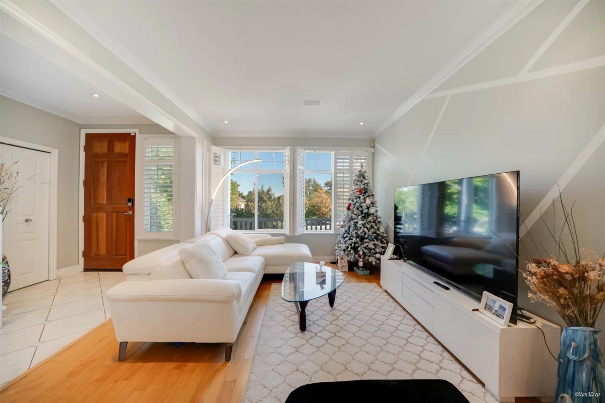 Primary Bathroom Photo of 5731 148b Street, Surrey, BC