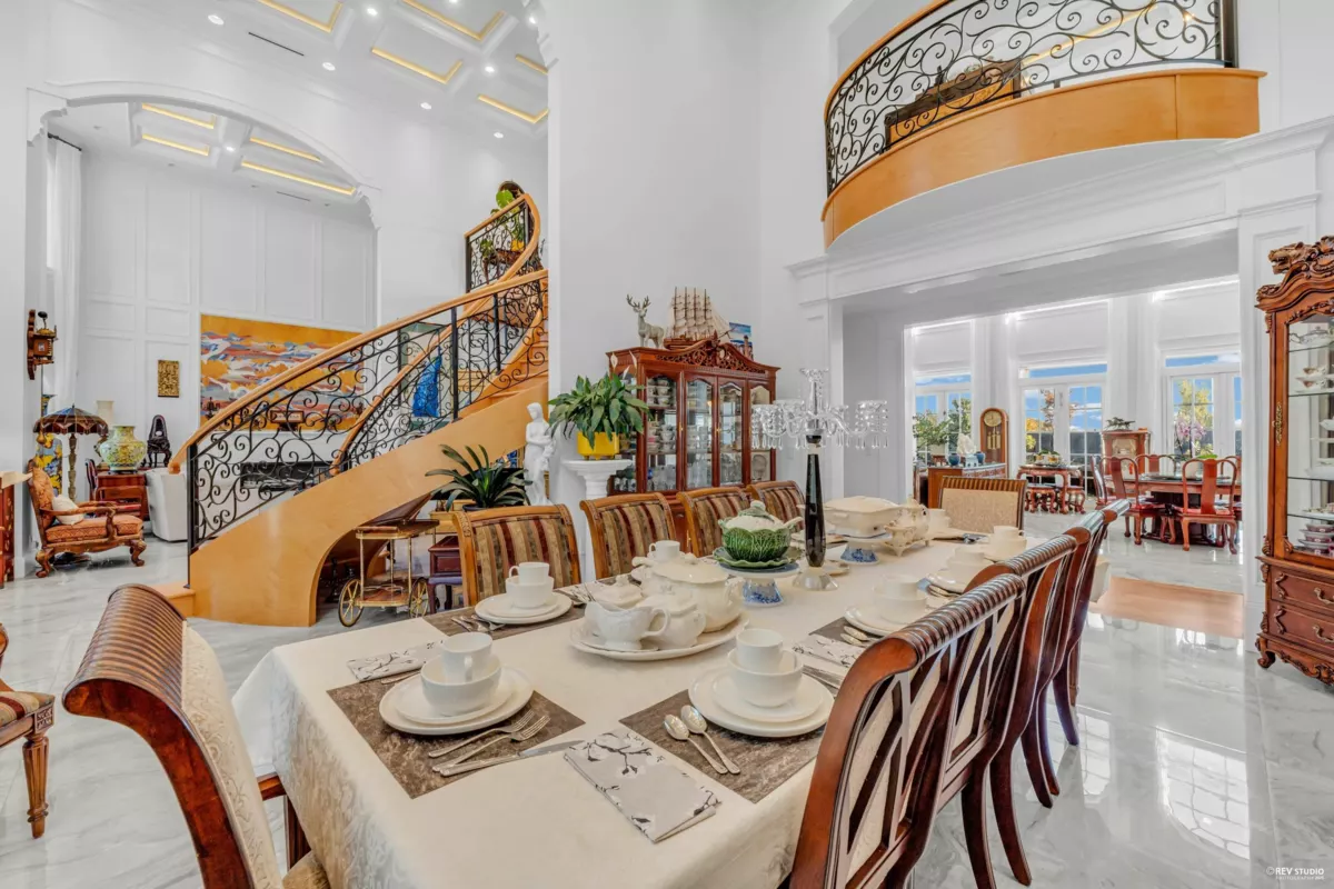 Breakfast Nook Photo of 12320 No. 3 Road, Richmond, BC