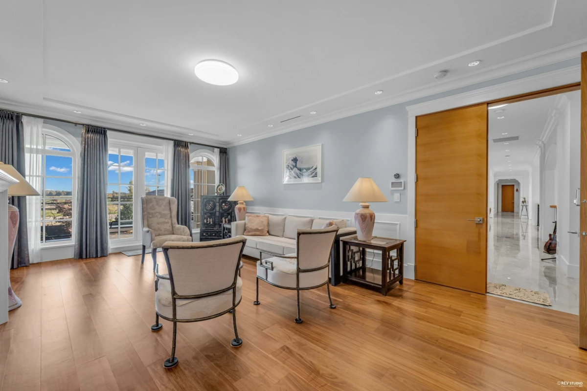 Mudroom Photo of 12320 No. 3 Road, Richmond, BC