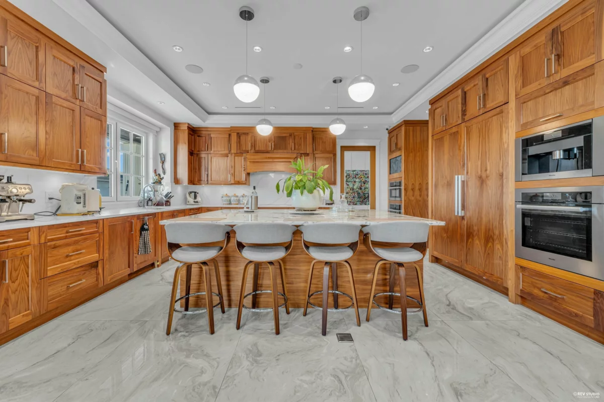 Powder Room Photo of 12320 No. 3 Road, Richmond, BC