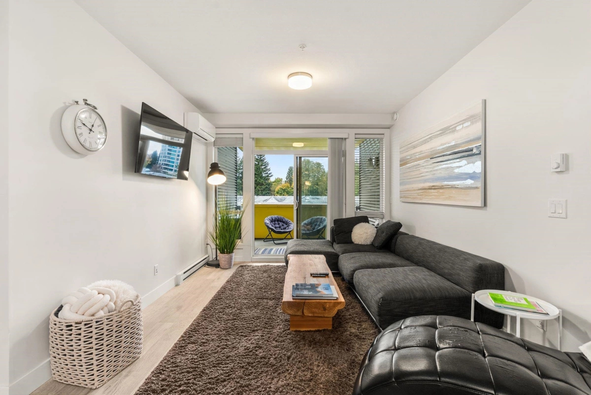 Dining Area Photo of 301 2555 Ware Street, Abbotsford, BC