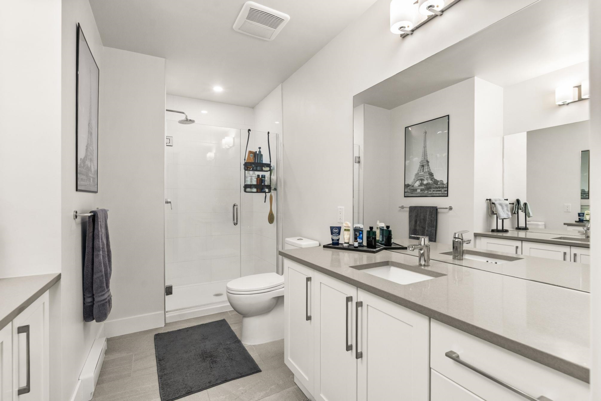 Laundry Room Photo of 301 2555 Ware Street, Abbotsford, BC