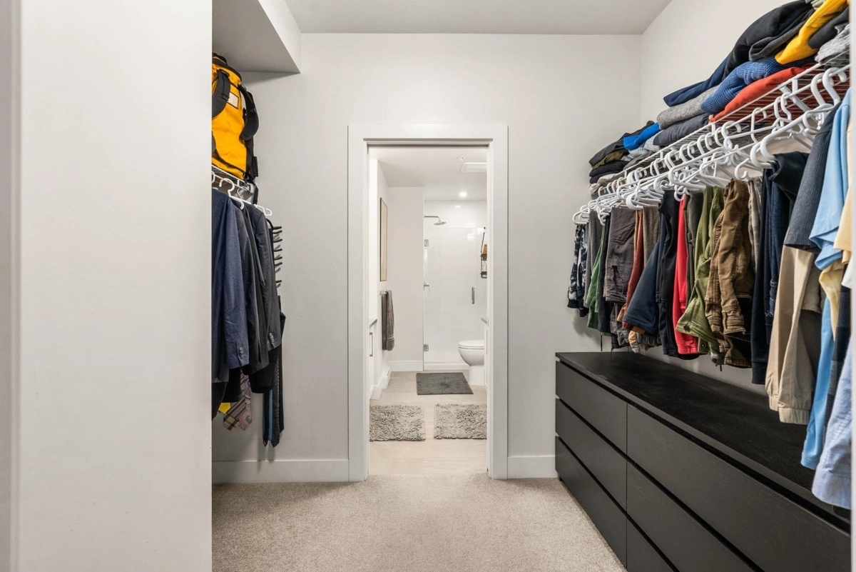 Staircase Photo of 301 2555 Ware Street, Abbotsford, BC