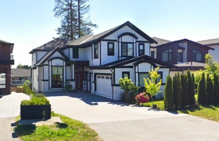 8978 160 Street, Surrey, BC, Surrey — 10 bed single family residence for sale