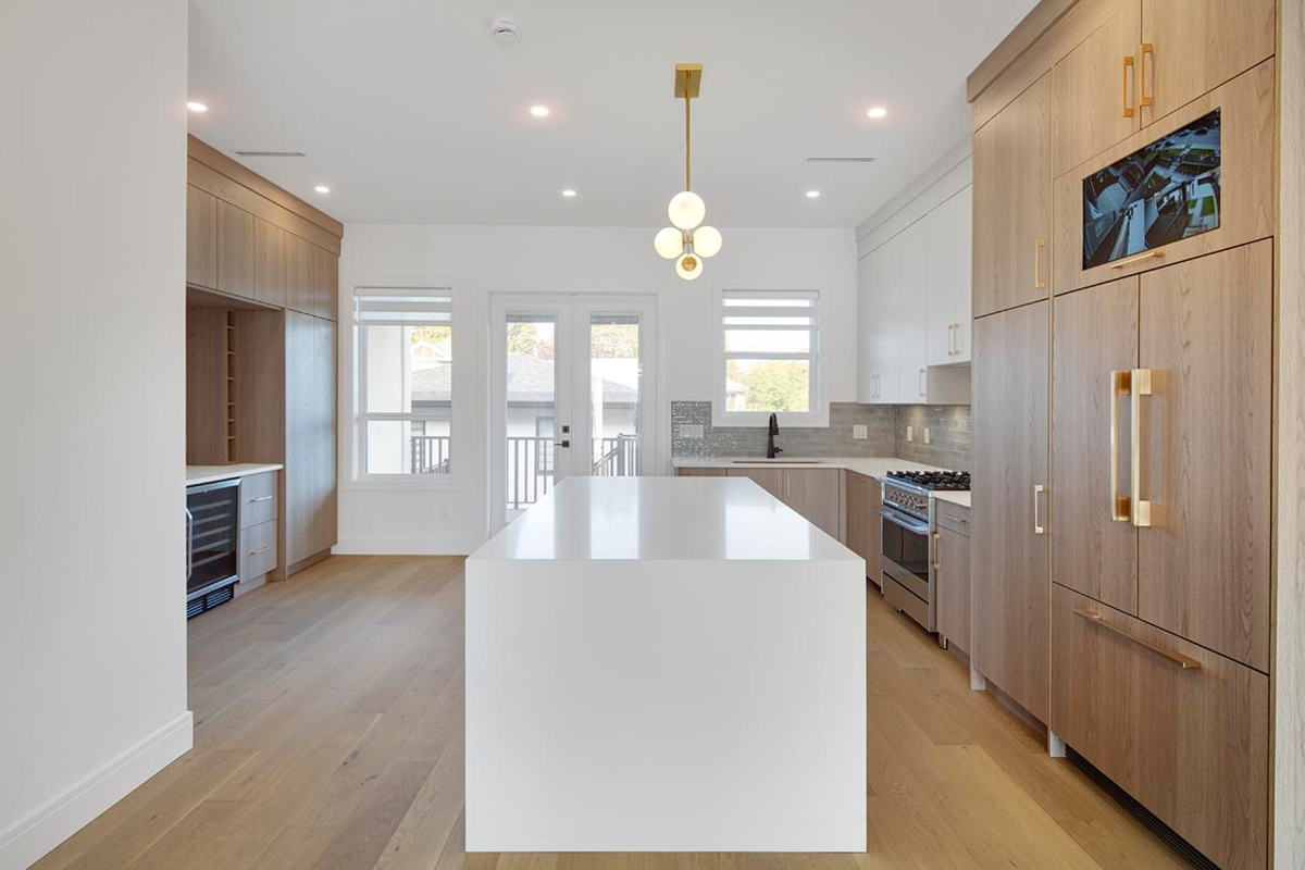 Breakfast Nook Photo of 7815 18th Avenue, Burnaby, BC