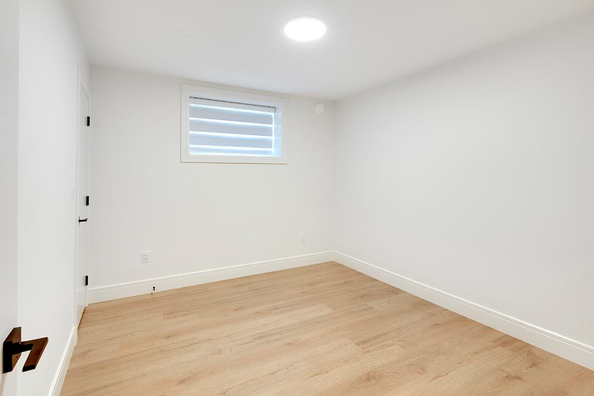 Front Yard Photo of 7815 18th Avenue, Burnaby, BC