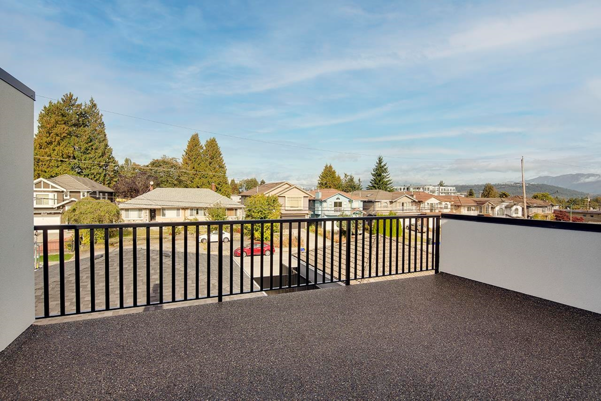 Hot Tub / Spa Photo of 7815 18th Avenue, Burnaby, BC