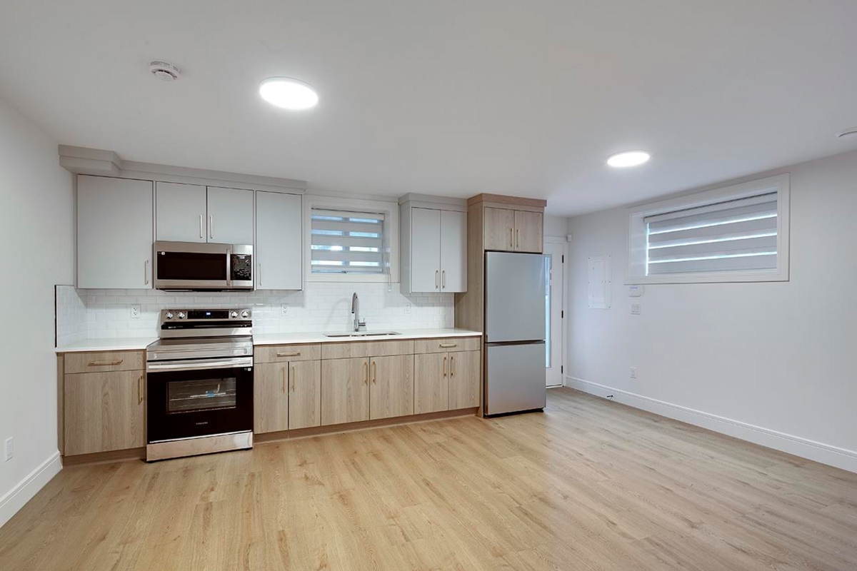 Outdoor Deck Photo of 7815 18th Avenue, Burnaby, BC