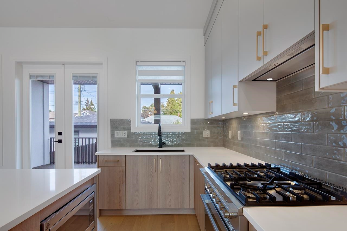 Walk-In Closet Photo of 7815 18th Avenue, Burnaby, BC