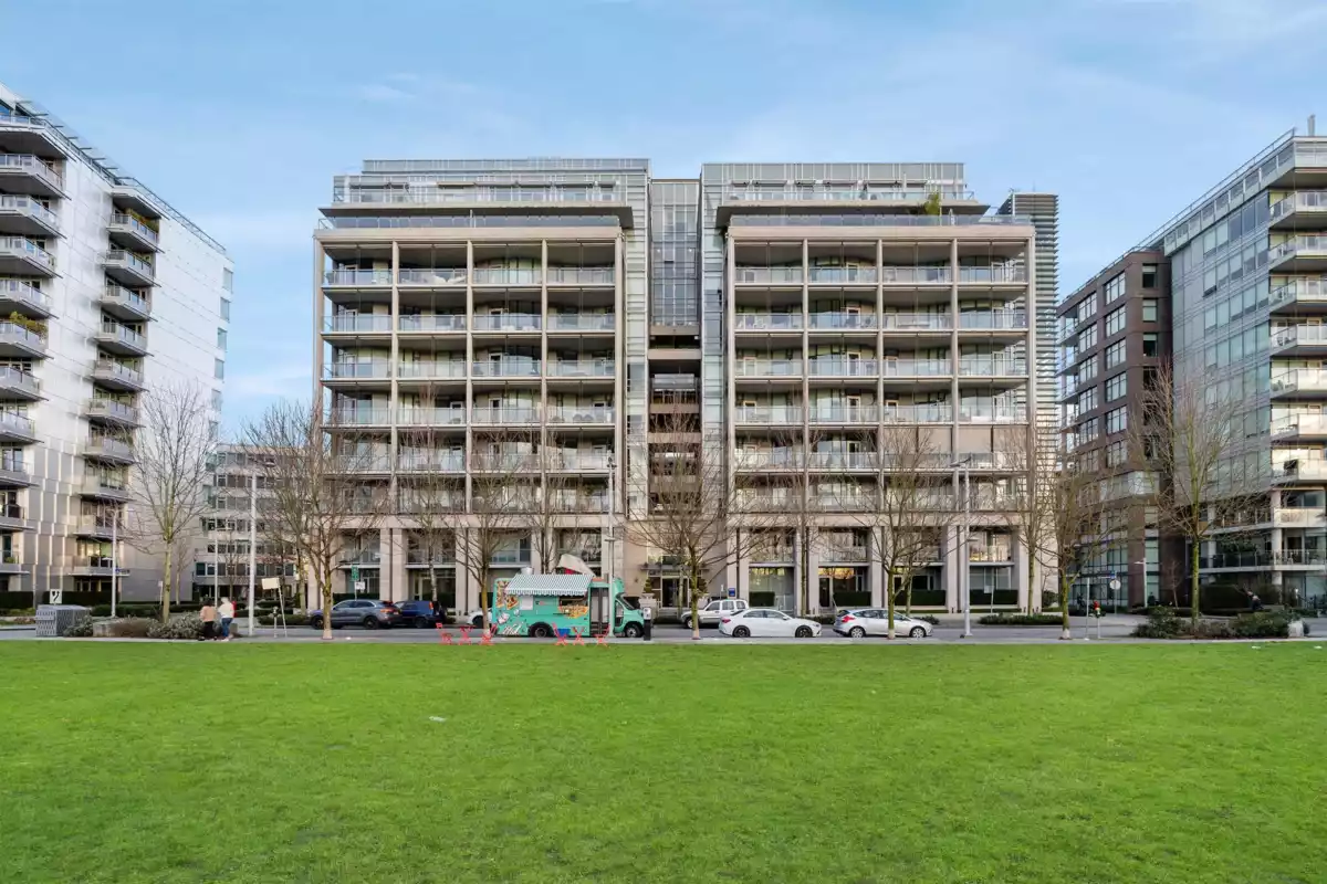 Community Amenities Photo (Clubhouse) of 805 1616 Columbia Street, Vancouver, BC