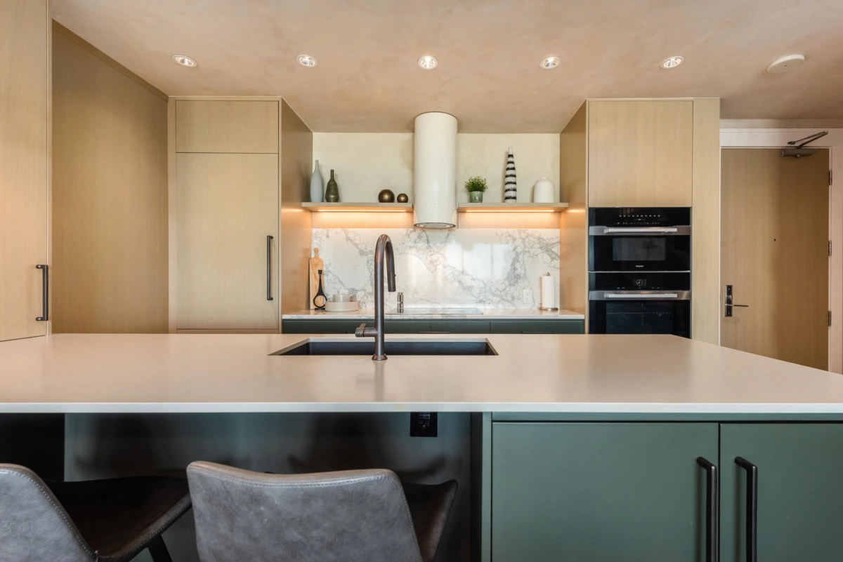 Dining Area Photo of 805 1616 Columbia Street, Vancouver, BC