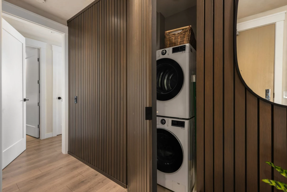 Garage Interior Photo of 805 1616 Columbia Street, Vancouver, BC