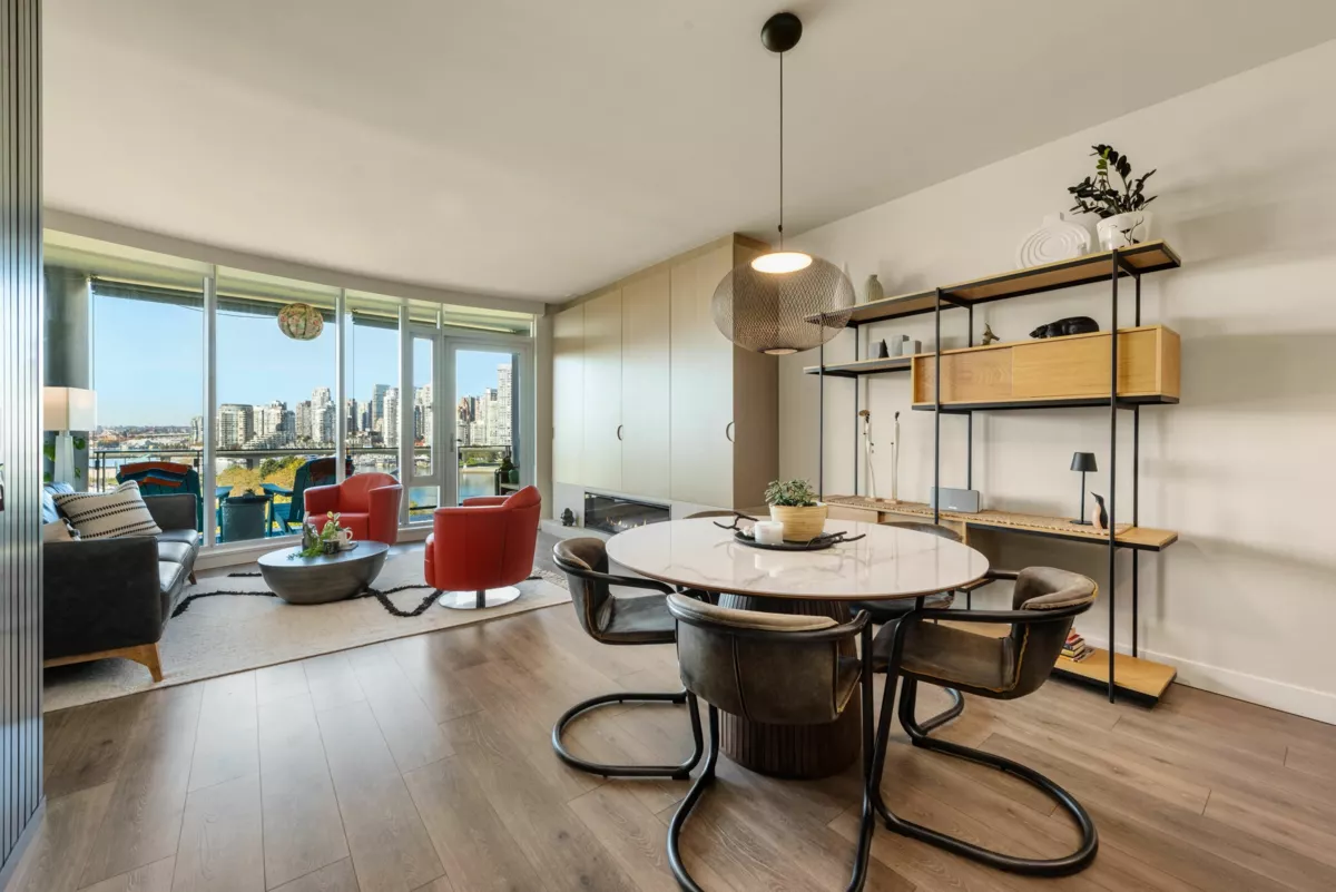 Primary Bedroom Photo of 805 1616 Columbia Street, Vancouver, BC