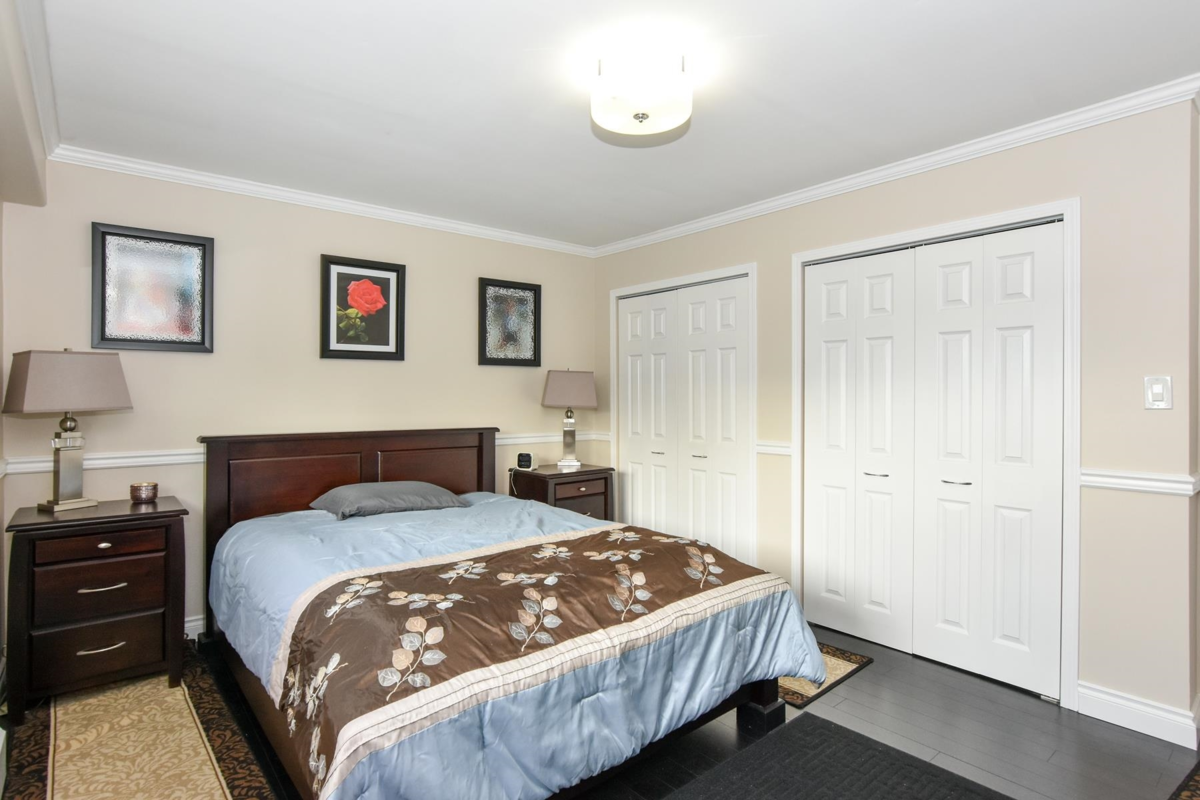 Hallway Photo of 4222 Victory Street, Burnaby, BC