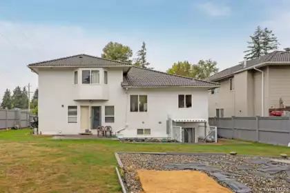 801 Fowler Court, Coquitlam, BC, Coquitlam — Single Family Residence for sale