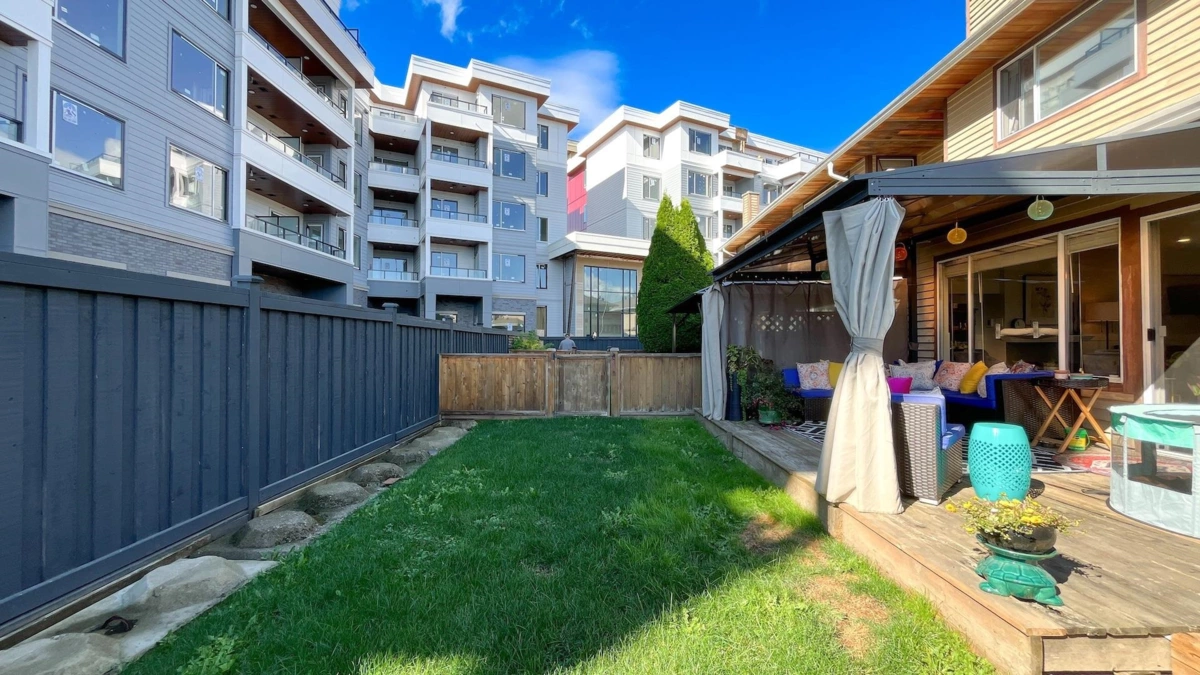 Backyard Photo of 107 19352 Fraser Highway, Surrey, BC