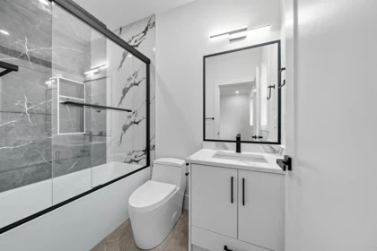 Hallway Photo of 2951 Eaglecrest Drive, Port Moody, BC