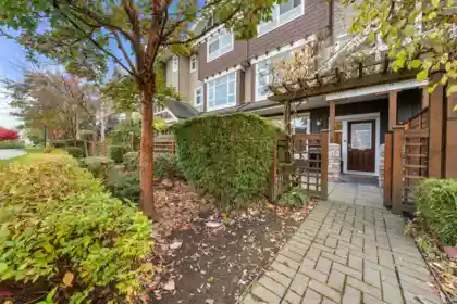 Fitness Center Photo Near 51 2979 156 Street, Surrey, BC