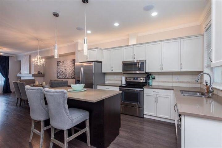 Kitchen Photo of 22 46570 Macken Avenue, Chilliwack, BC