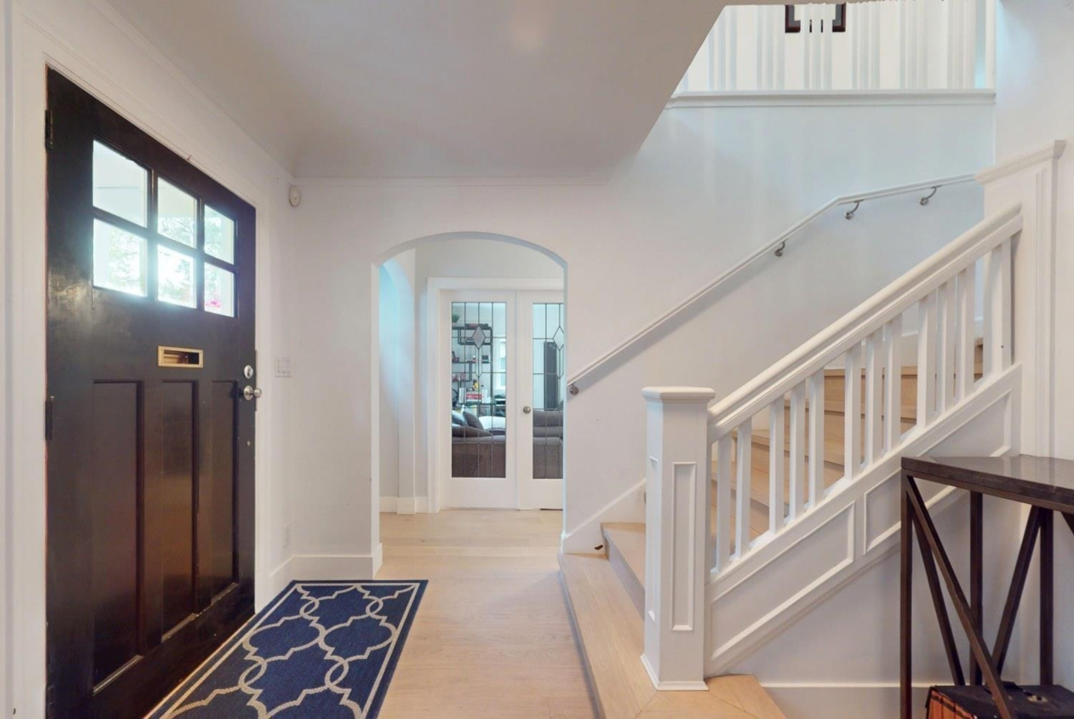 Living Room Photo of 3161 W 43rd Avenue, Vancouver, BC