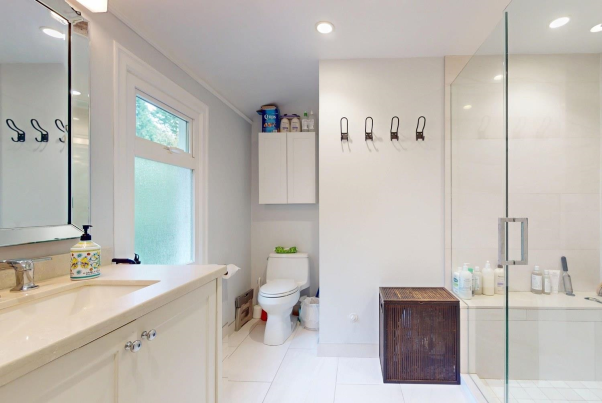 Walk-In Closet Photo of 3161 W 43rd Avenue, Vancouver, BC