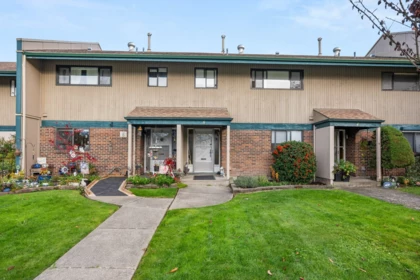 5 5850 177b Street, Surrey, BC, Surrey — Townhouse for sale