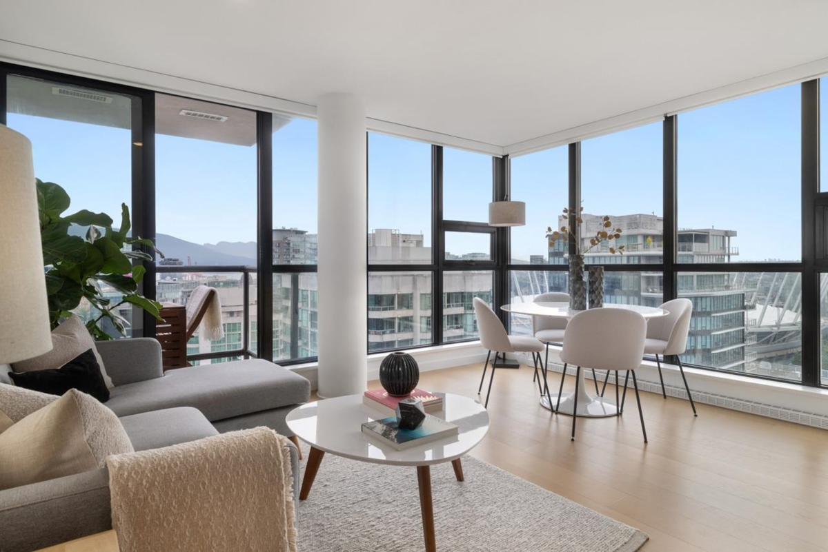 Exterior Front Photo of 3002 909 Mainland Street, Vancouver, BC