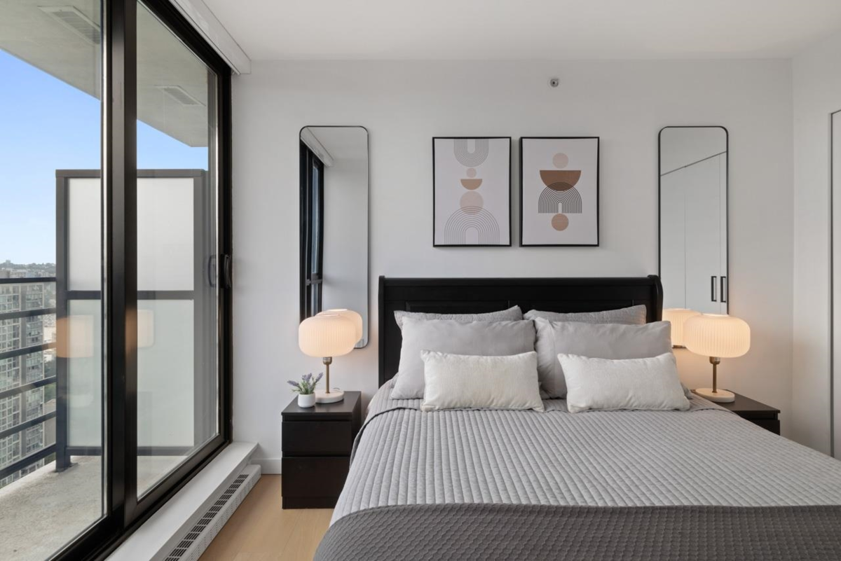 Laundry Room Photo of 3002 909 Mainland Street, Vancouver, BC