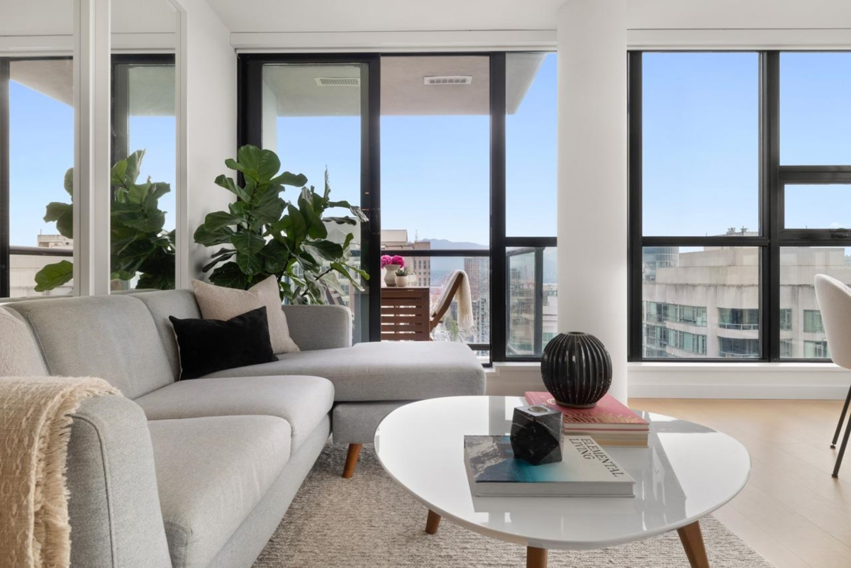 Primary Bathroom Photo of 3002 909 Mainland Street, Vancouver, BC