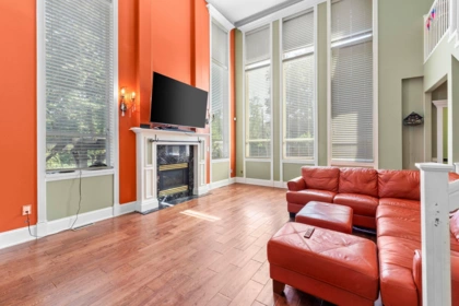 Guest Bathroom Photo of 9764 180 Street, Surrey, BC
