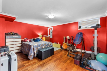 Swimming Pool Photo of 9764 180 Street, Surrey, BC