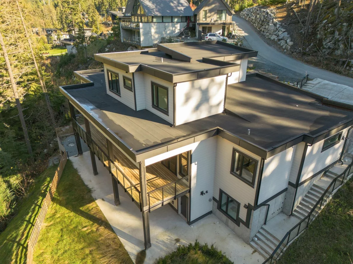 Entry Foyer Photo of 9113 Riverside Drive, Whistler, BC