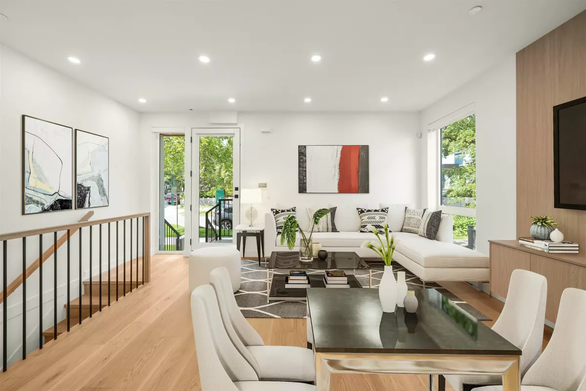 Dining Area Photo of 1904 E 8th Avenue, Vancouver, BC