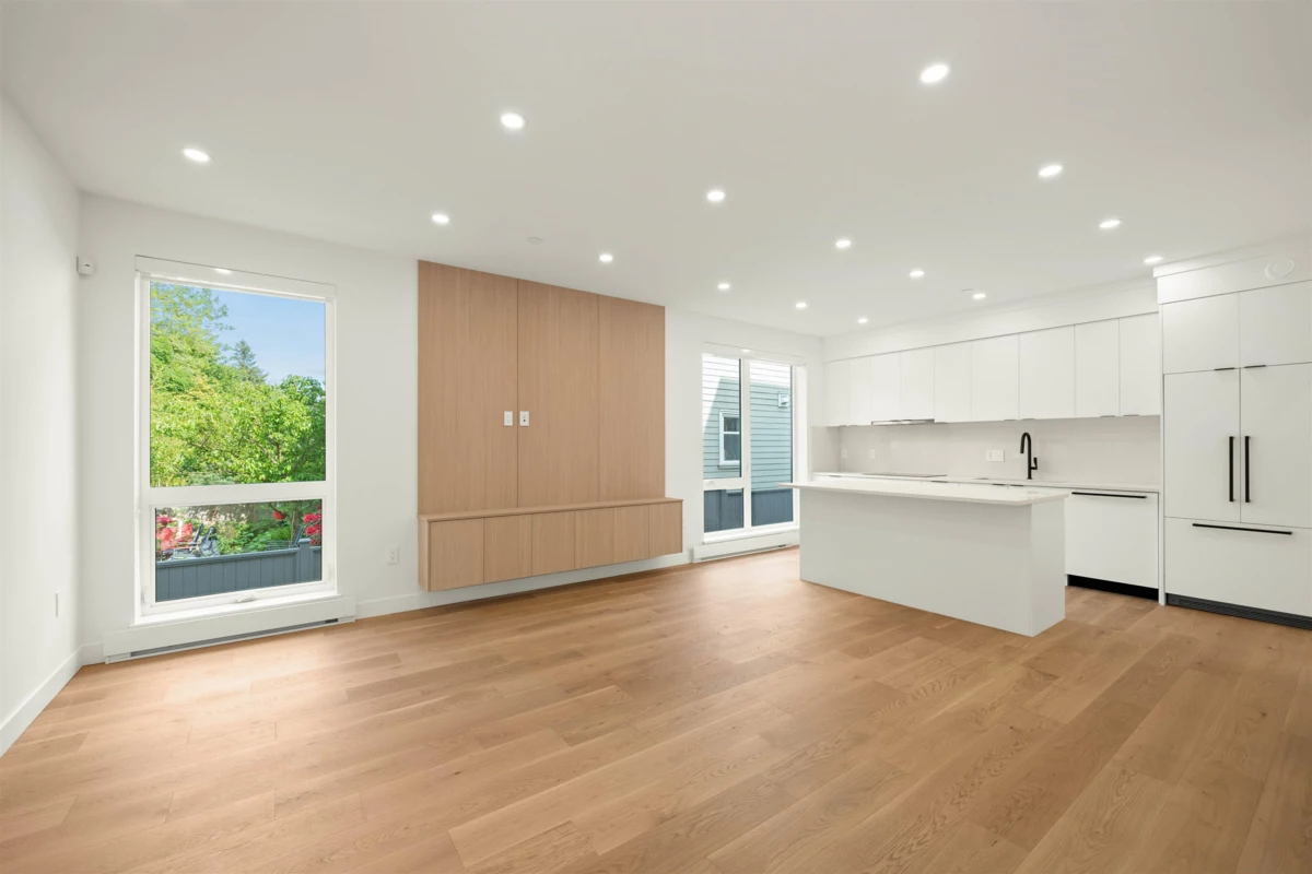 Living Room Photo of 1904 E 8th Avenue, Vancouver, BC