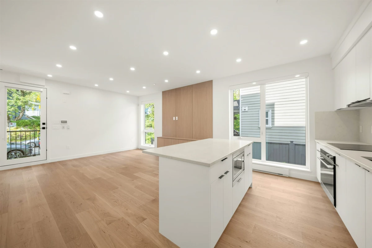 Walk-In Closet Photo of 1904 E 8th Avenue, Vancouver, BC