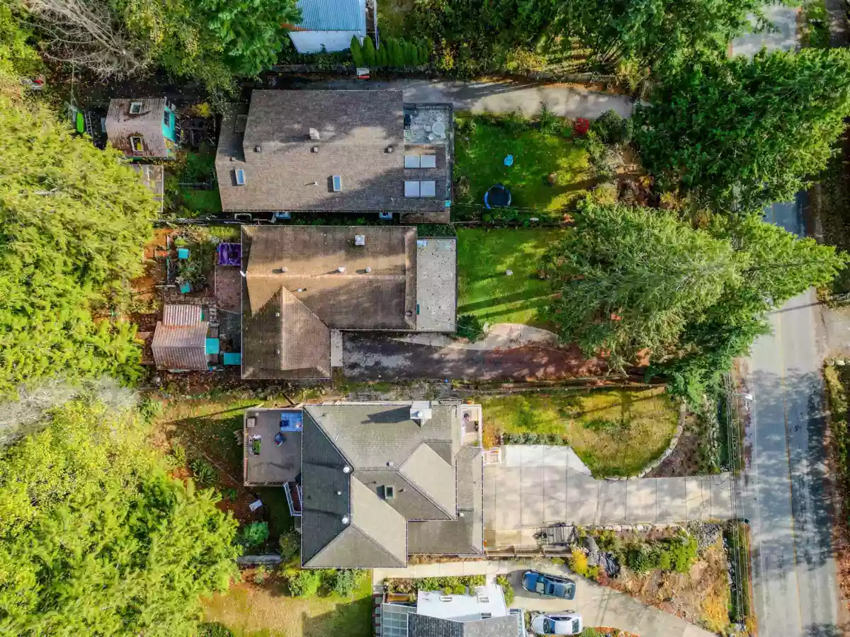 Basement Recreation Room Photo of 538 Reed Road, Gibsons, BC
