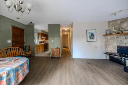 538 Reed Road, Gibsons, BC, Gibsons — Single Family Residence for sale