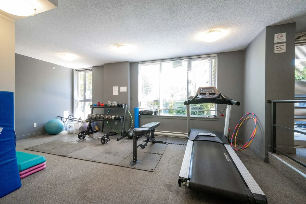 Garden / Landscaping Photo of 302 1030 W Broadway Street, Vancouver, BC