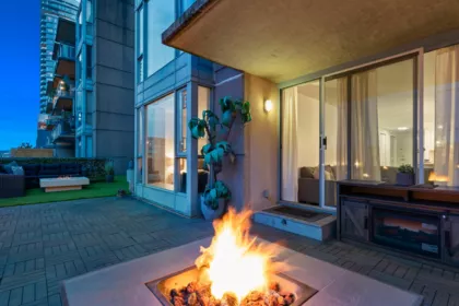 312 555 Abbott Street, Vancouver, BC, Vancouver — Apartment/Condo for sale
