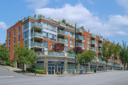 412 3811 Hastings Street, Burnaby, BC, Burnaby — Apartment/Condo for sale