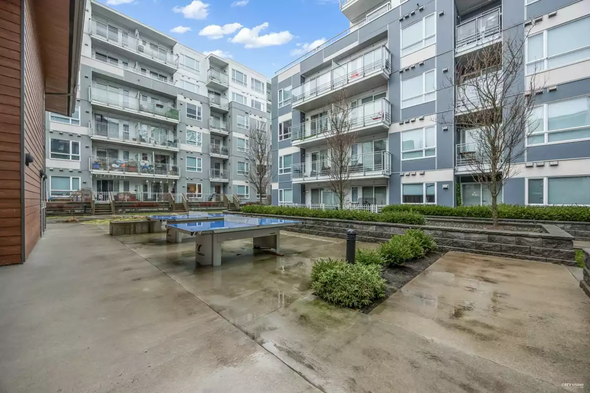 Entry Foyer Photo of 308 10581 140 Street, Surrey, BC