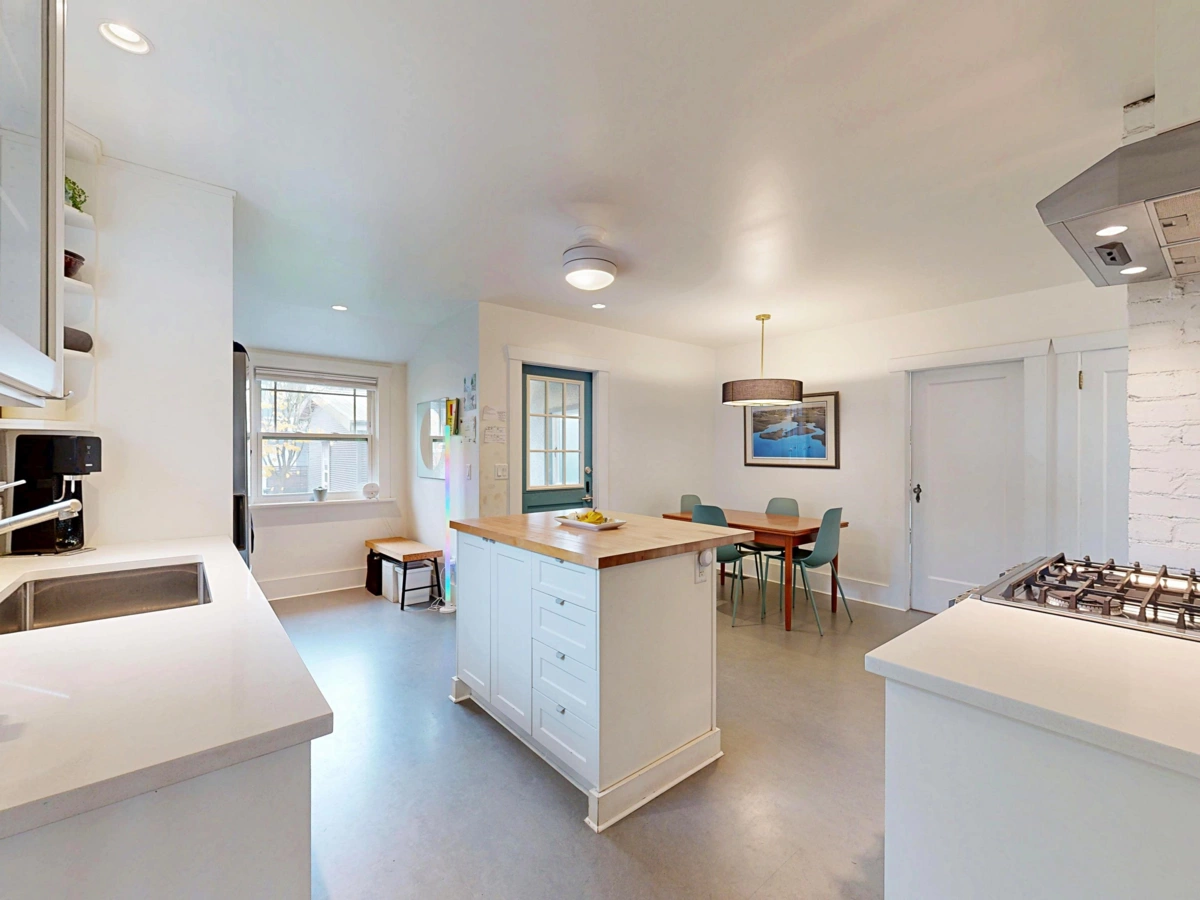 Exterior Rear Photo of 2640 Mcgill Street, Vancouver, BC